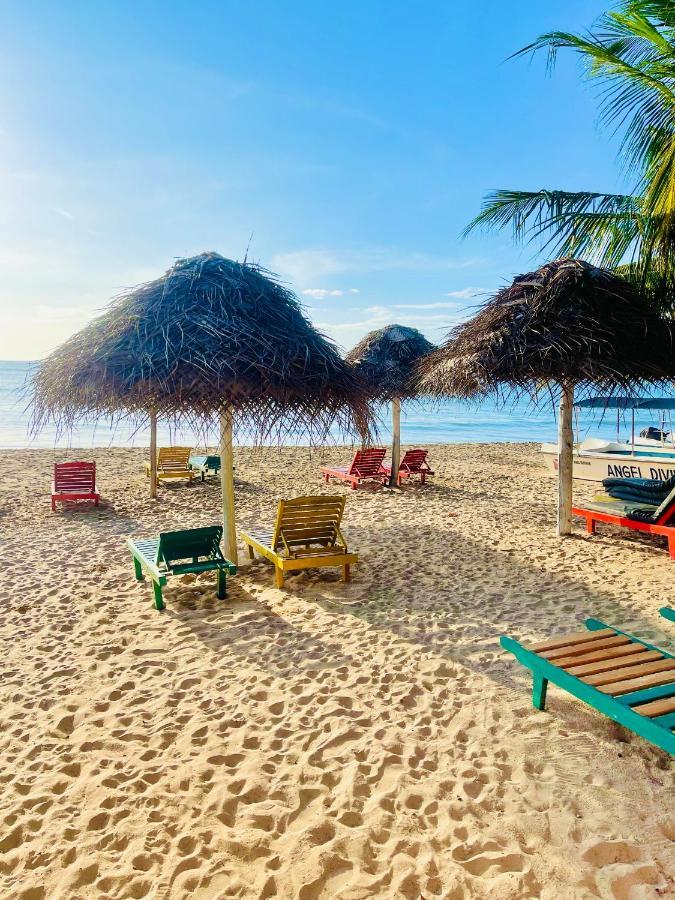 Golden Beach Cottages Trincomalee Eksteriør bilde