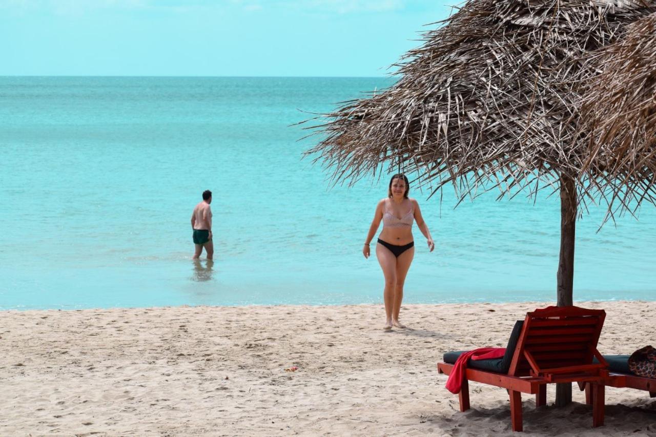 Golden Beach Cottages Trincomalee Eksteriør bilde