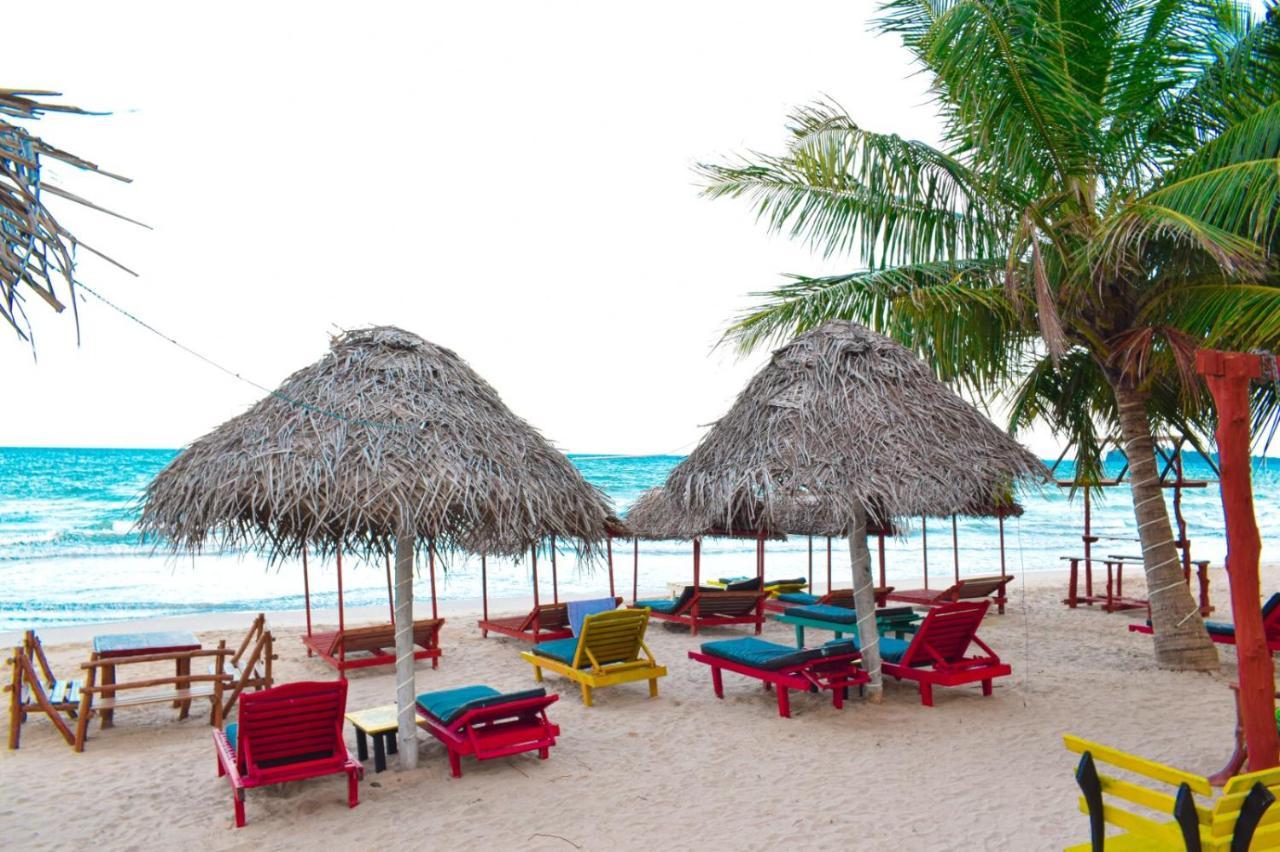 Golden Beach Cottages Trincomalee Eksteriør bilde