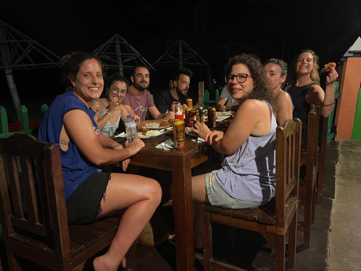 Golden Beach Cottages Trincomalee Eksteriør bilde