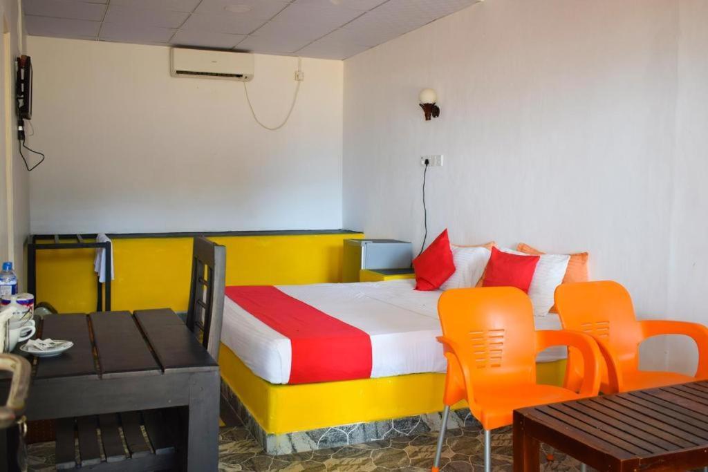 Golden Beach Cottages Trincomalee Eksteriør bilde